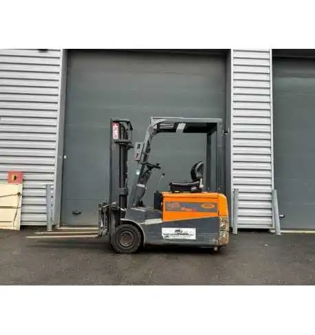 Chariot élévateur électrique Lithium d'occasion EP - EFL302