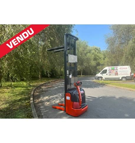 Gerbeur électrique 1200 kg d'occasion Fenwick