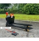 Transpalette Lithium 1500 kg roues stabilisatrices EP- F4 Li2
