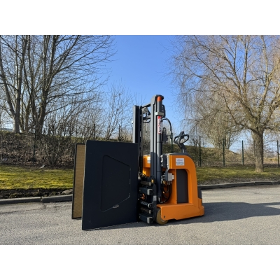 Gerbeur électrique avec pince électroménagère d'occasion OMG