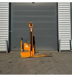 Gerbeur électrique 1000 kg d'occasion