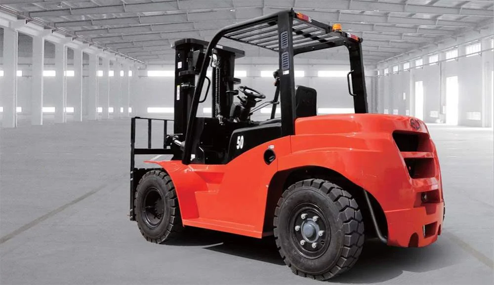 CHARIOT ELEVATEUR THERMIQUE CHARIOT ELEVATEUR THERMIQUE