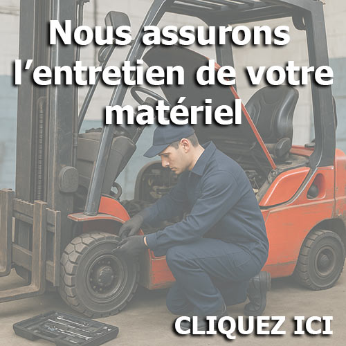 Technicien réparant un chariot élévateur